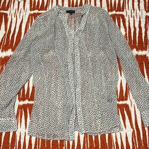The Limited Gray and White Long Sleeve Buttoned Blouse